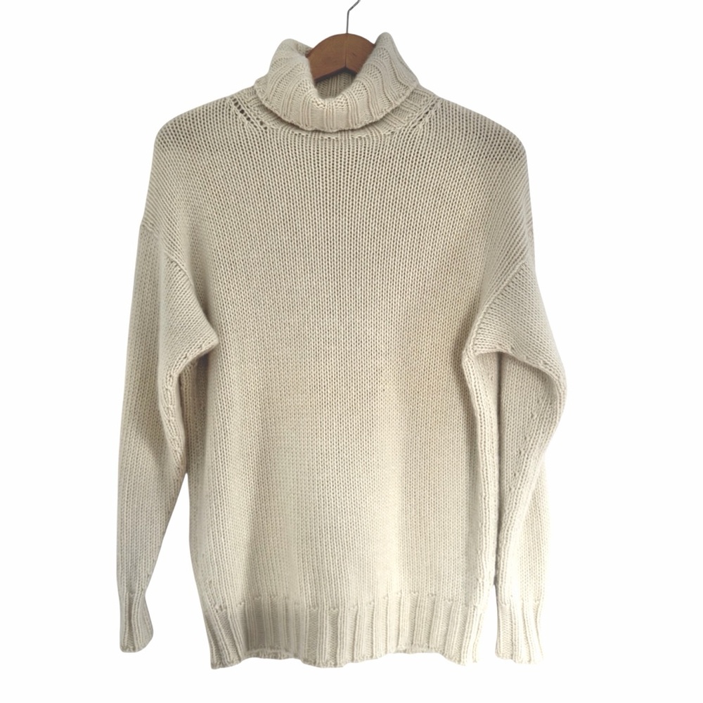 Loro Piana 100% Cashmere Cream Knit Sweater